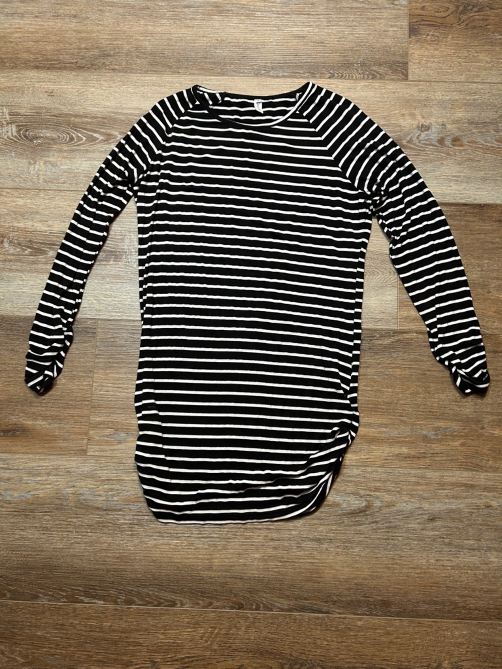 Herosa Black & White Striped Scoop Neck Top